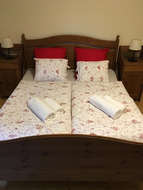 Holiday Home Skalka Mýto pod Ďumbierom Екстериор снимка